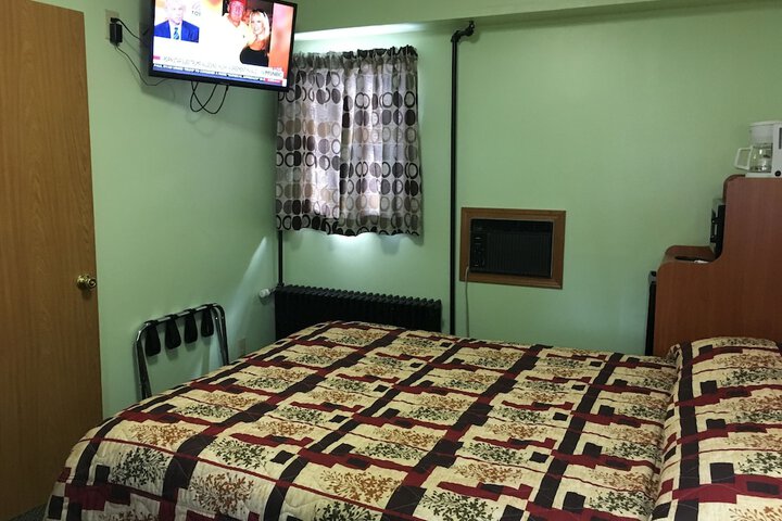 Room 29 of 38