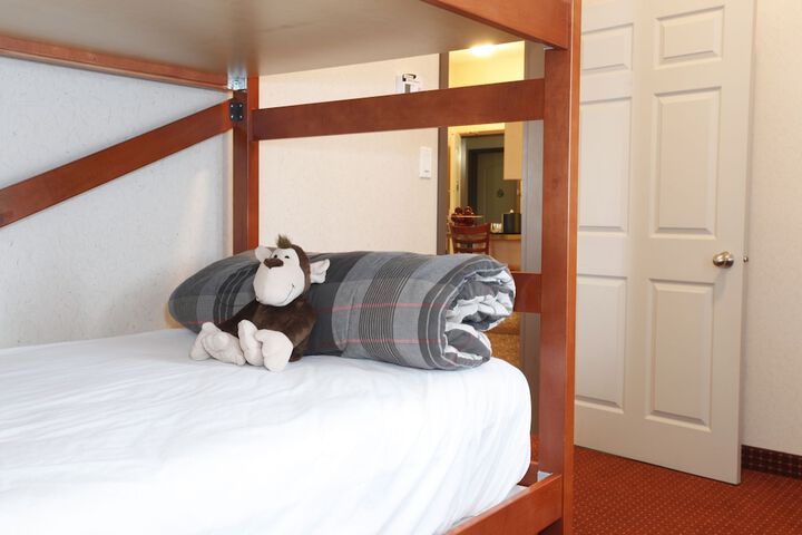 Pomeroy Inn & Suites Hotel Dawson Creek