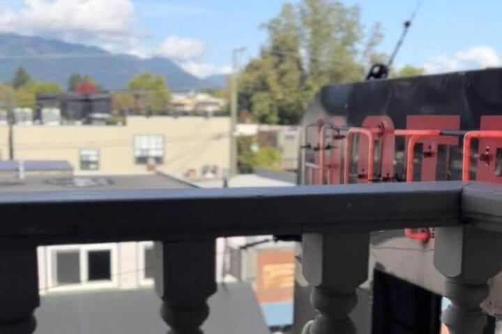 Royal Hotel Chilliwack