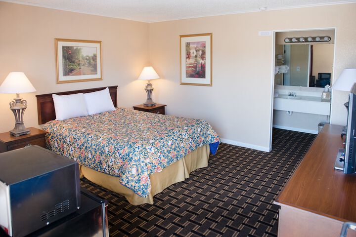 Room 68 of 126