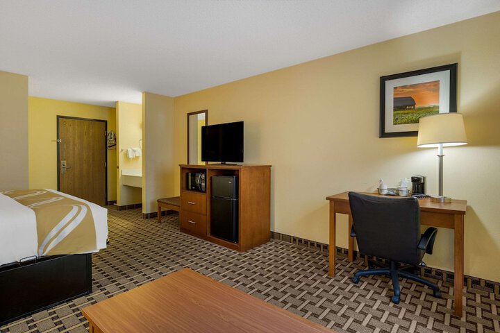 Room 14 of 30
