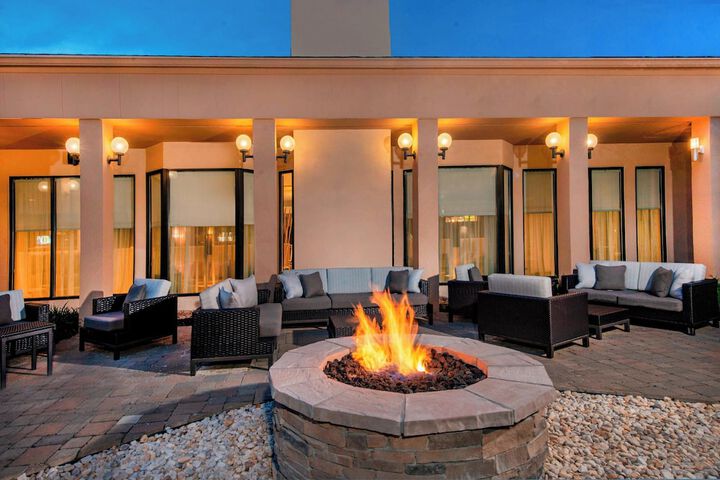 Courtyard by Marriott Rockville