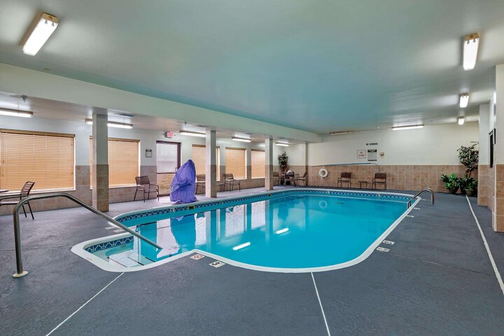 Pool 3 of 19