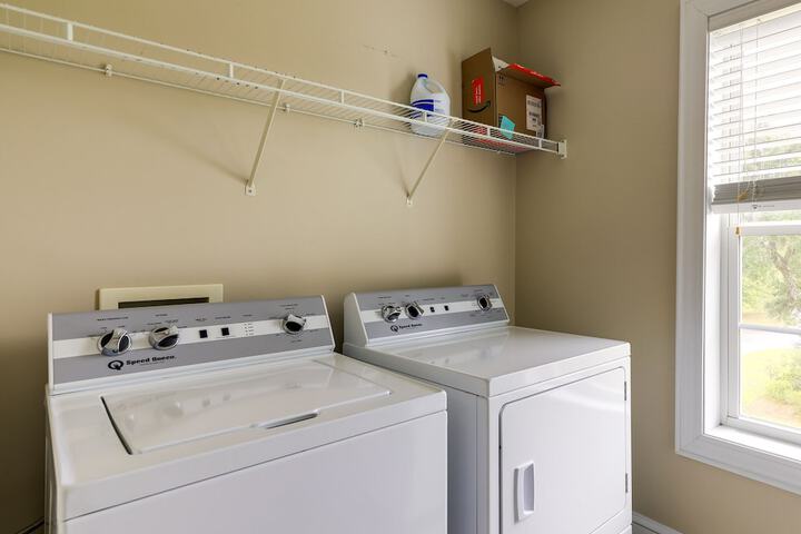 Harkers Island Vacation Rental With Pool Table!