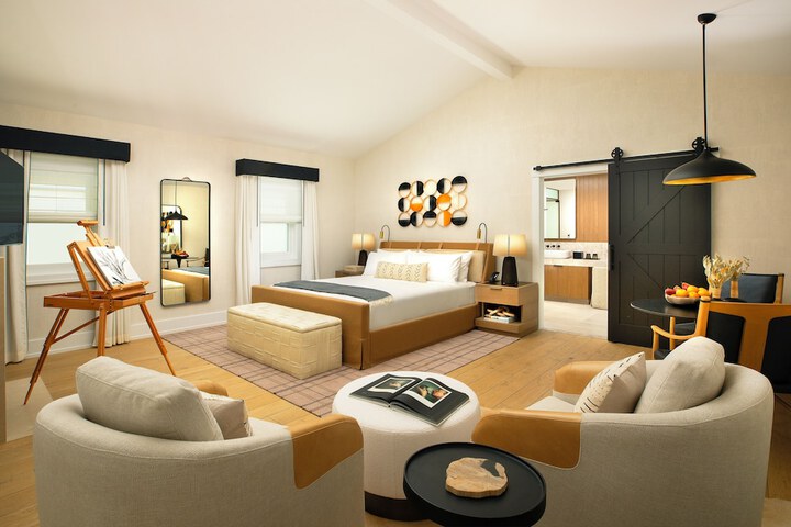 Room 53 of 78