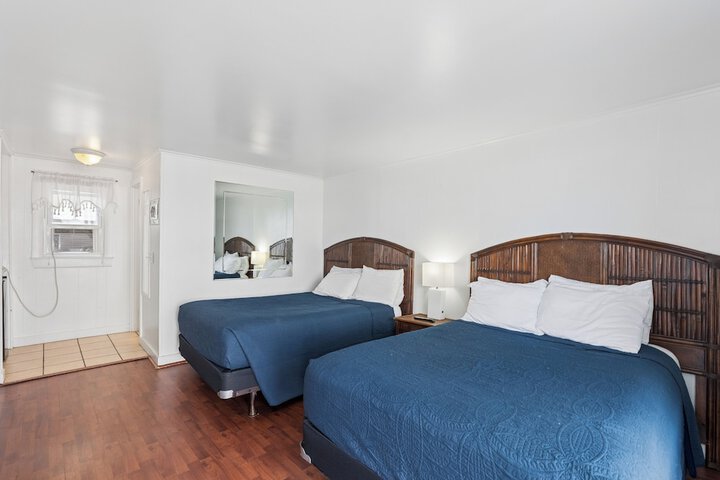 Atlantis Motel
