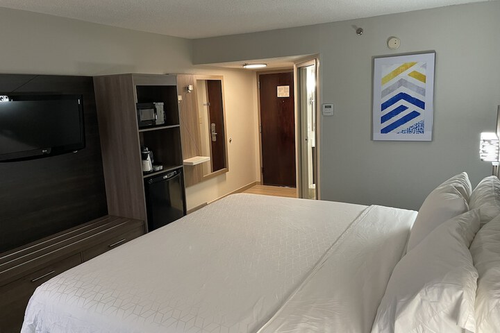 Room 26 of 78