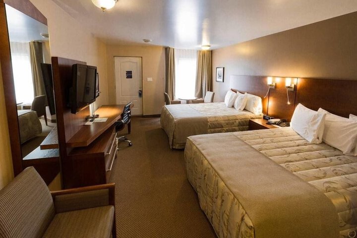 Room 18 of 32