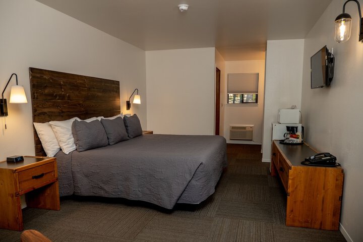 Room 151 of 235