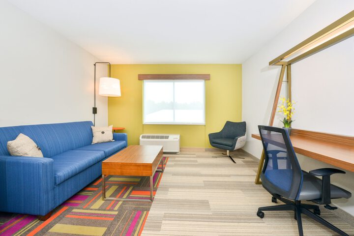 Room 20 of 53