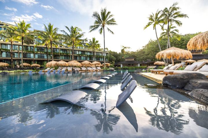 1 Hotel Hanalei Bay