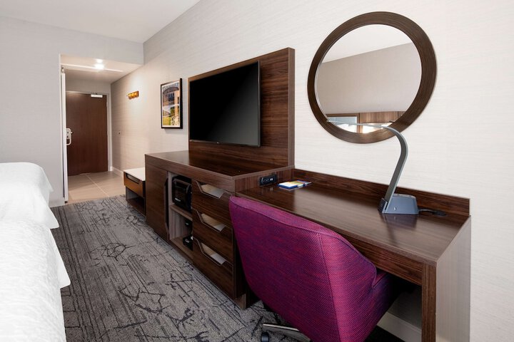 Room 11 of 42