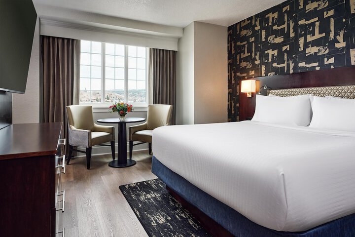 Hotel Alex Johnson Rapid City Curio Collection by Hilton