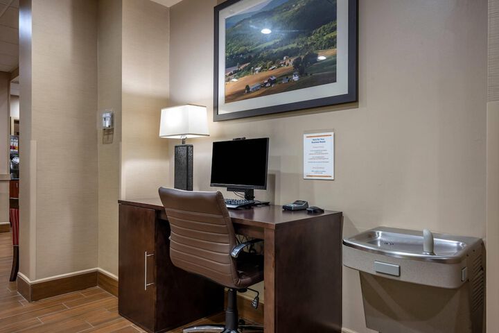 Comfort Suites State College near Penn State