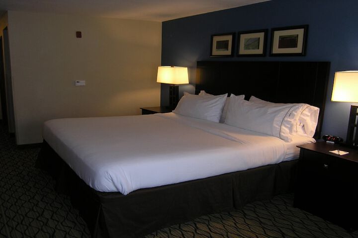 Room 14 of 23