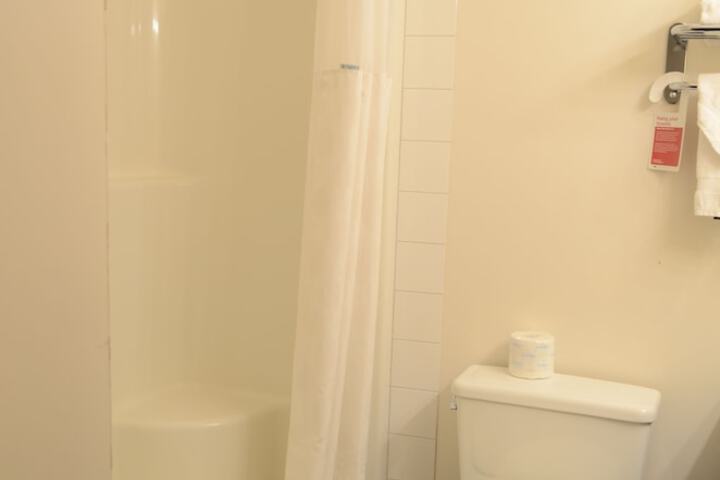 Quality Inn & Suites Edmonton International Airport