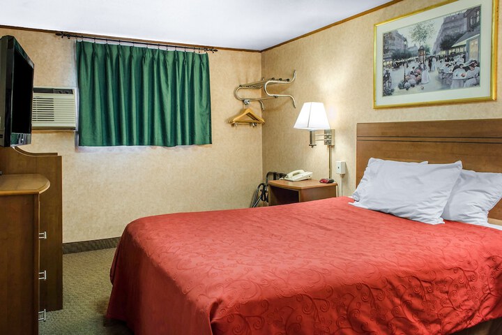 Econo Lodge Bellefonte I-99