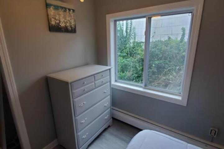 Beachy Bay Breeze Bungalow 2BR with parking and close to many amenities.