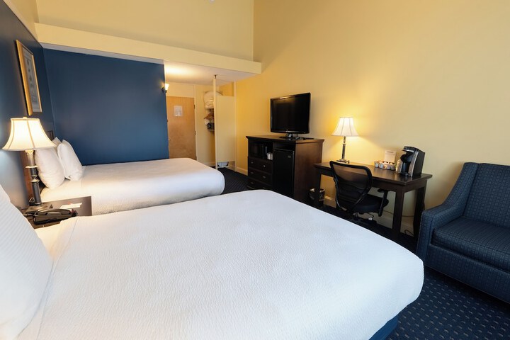 Fireside Inn & Suites Waterville