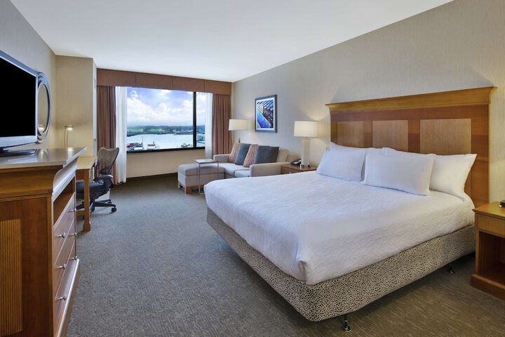 Room 19 of 32