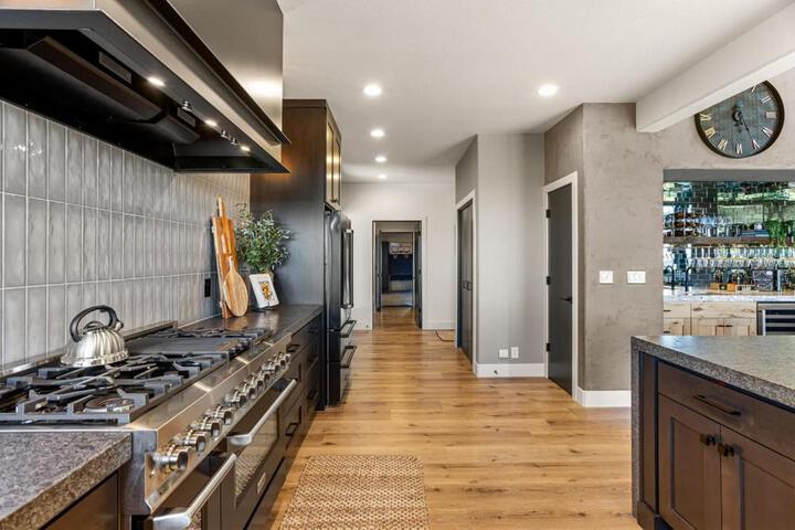 Escape to Wine Country Luxurious Getaway Awaits