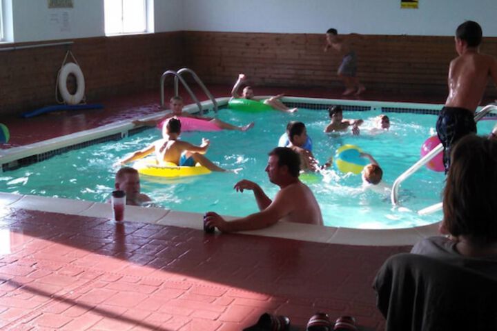 Pool 15 of 35