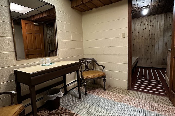 Pine View Inn
