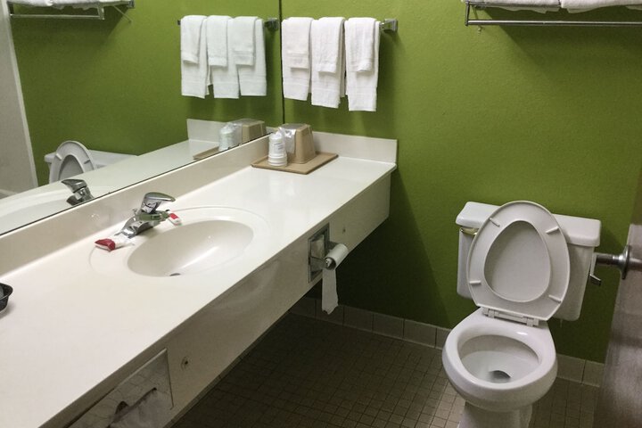 Room 14 of 19