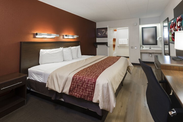 Room 13 of 19