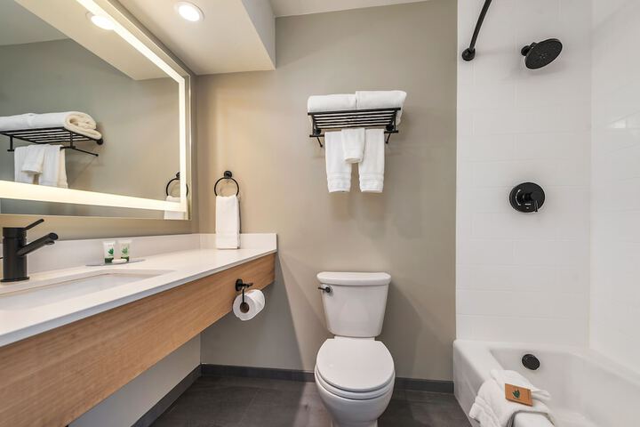 Room 16 of 20