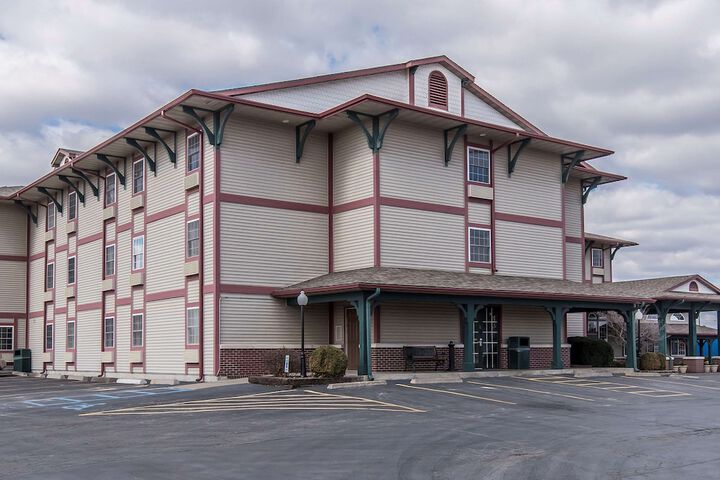 Hotel 2 of 58