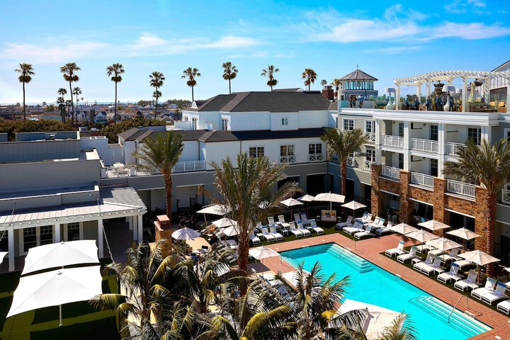 Lido House Autograph Collection