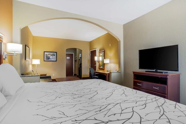 Room 21 of 31