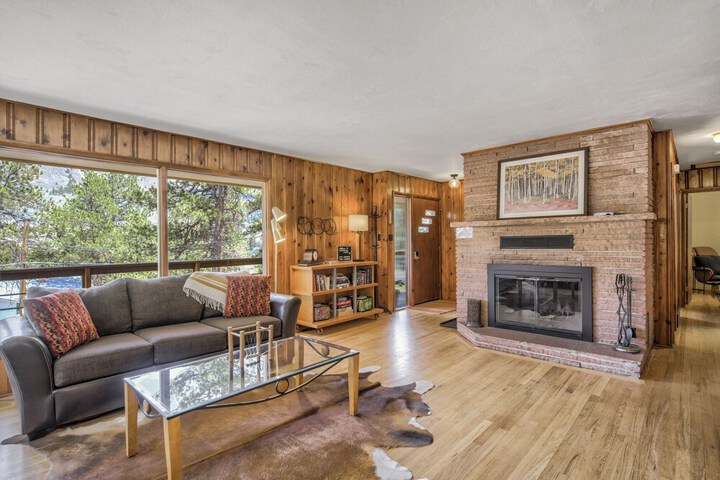 Adventure Cabin