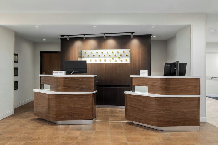 Courtyard by Marriott Dallas-Fort Worth / Bedford