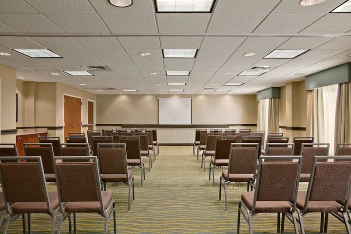 Hampton Inn by Hilton Dunn