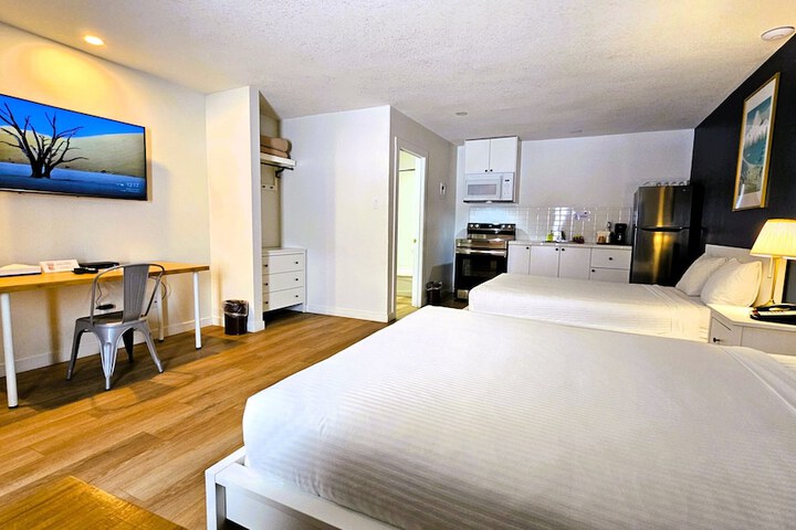 Cloud 9 Inn