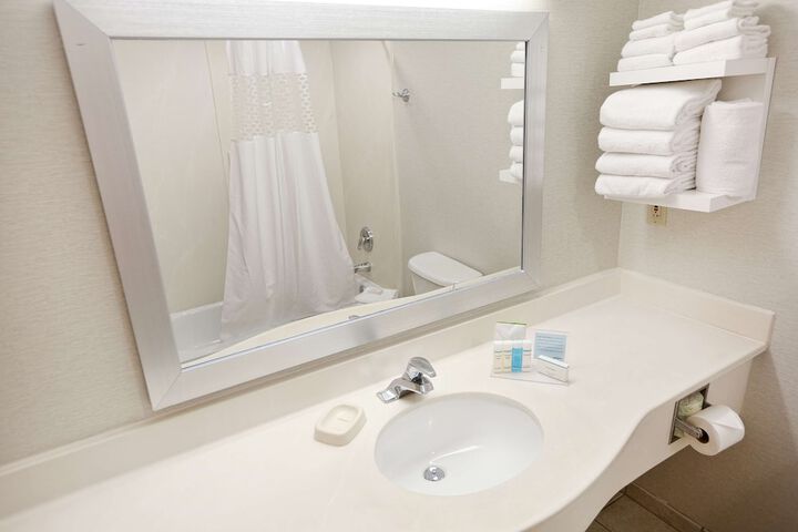 Hampton Inn & Suites Chincoteague Waterfront
