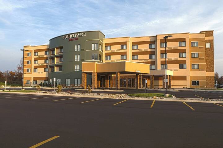 Hotel 2 of 37