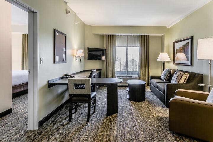 Room 12 of 14
