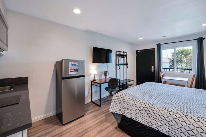 Room 25 of 35