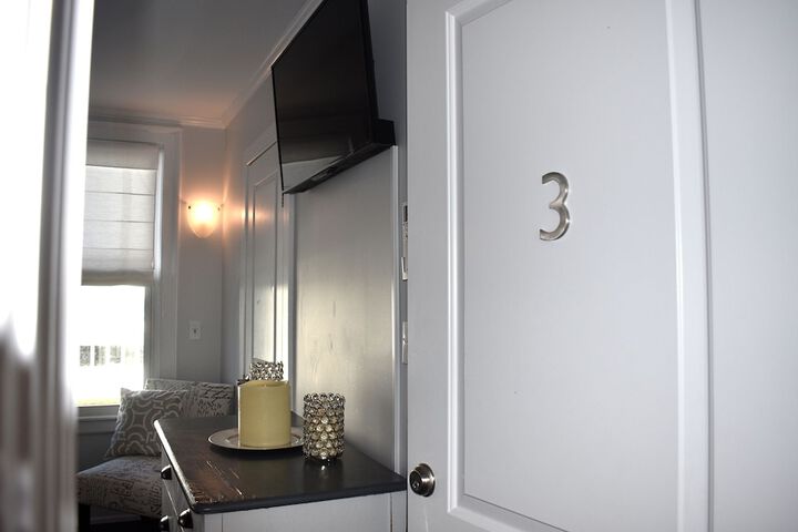 Room 129 of 183