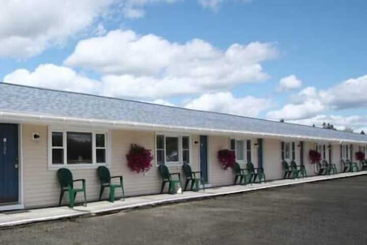 The Bluebird Motel