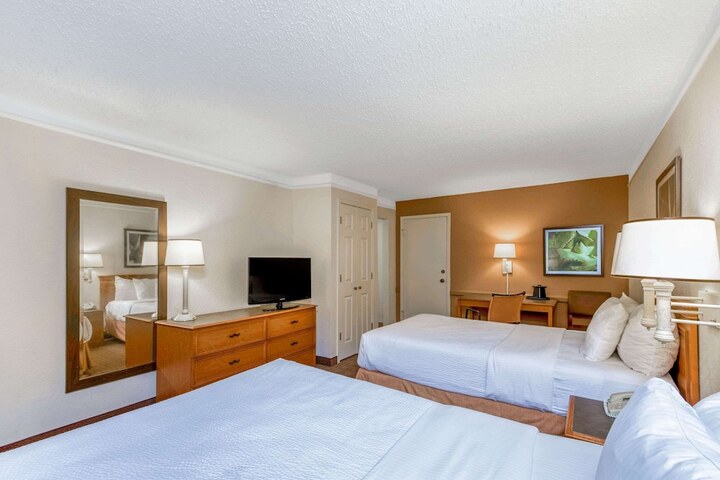 Room 20 of 30
