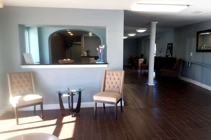 Hotel Interior 4 of 22