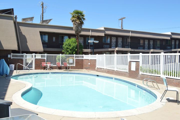 Pool 3 of 50