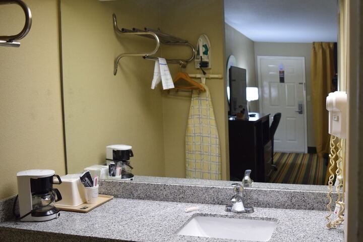 Room 53 of 66