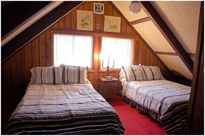 Room 319 of 399