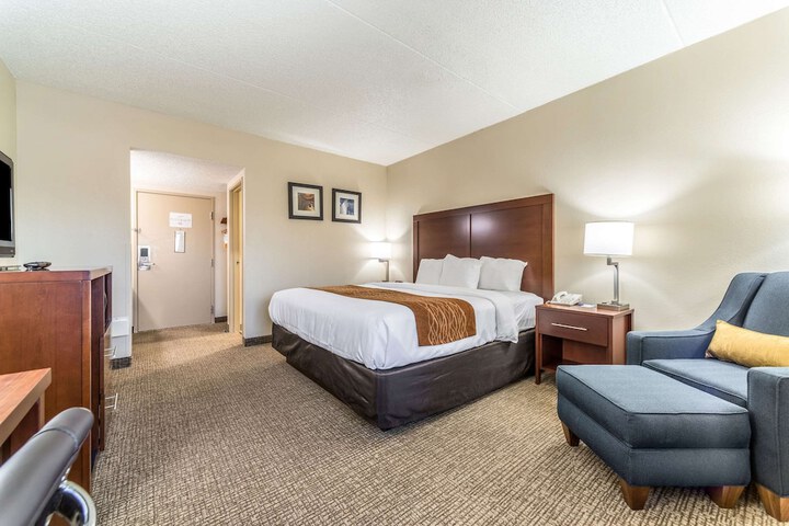 Room 36 of 48