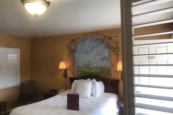 Room 73 of 91